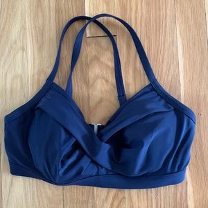 Athleta Size 34D/DD Bikini Top